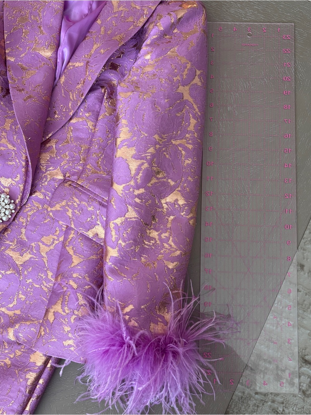 JOVANI ✨ Lavender Gold Feather Cuffs Pant Suit 24621 Sz 12 - Picture 11 of 16
